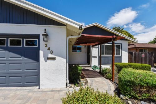 243 Cascade Dr, Vacaville, CA 95687-4905