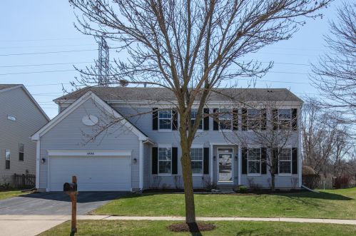 1496 Greystone Dr, Gurnee, IL 60031-9125