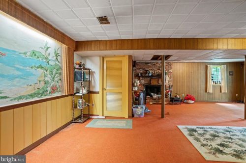 16 Severn Riv Rd, Severna Park MD 21146-4659 exterior