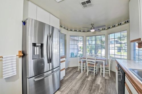 5385 Gooseberry Way, Oceanside CA  92057-4633 exterior