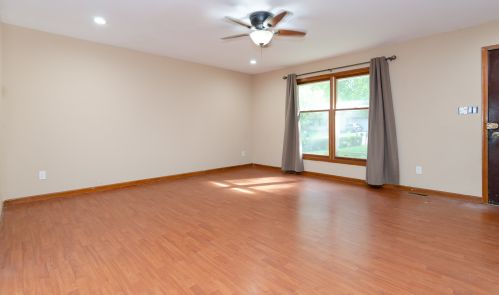 130 Dolores St, Oswego, IL 60543-9104