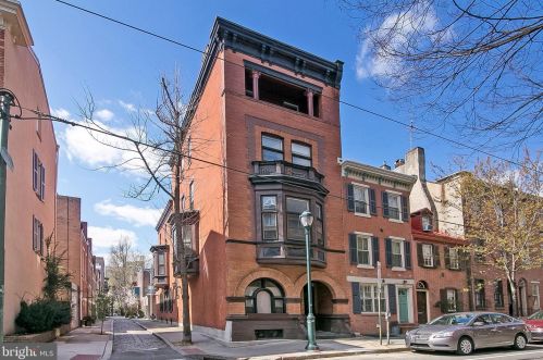 334 12th St, Philadelphia, PA 19107-1123