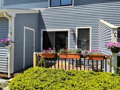 23 Staysail Way, Portsmouth, NH 03801-7302