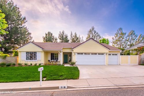 319 Cheerful Ct, Simi Valley, CA 93065-5754
