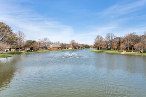 3820 Waterford Dr, Addison TX 75001-7954 exterior