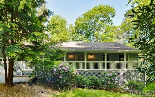 115 Beech Ct, Sapphire, NC 28774-9420