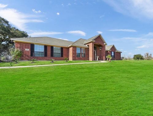 1726 Flintlock Ct, Angleton, TX 77515-7174