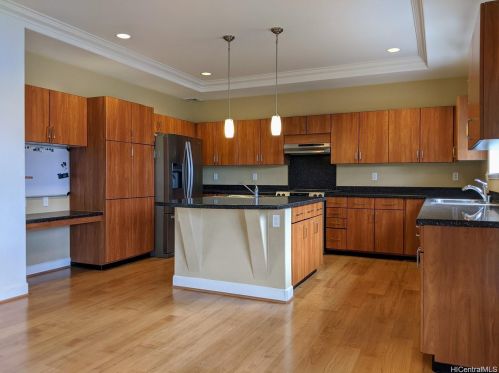 95-1017 Kelakela St, Mililani, HI 96789-5997