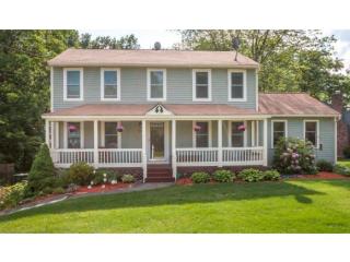 30 Hyacinth Dr, Nashua, NH 03062-1814
