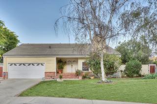 3714 Gleneagles Dr, Los Angeles, CA 91356-5623
