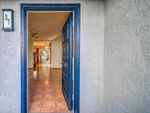37 Firwood, Irvine, CA 92604-4633