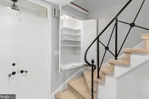 301 Ridgeview Rd, Princeton NJ  08540-7666 exterior