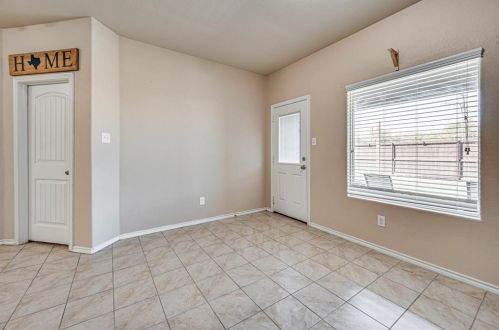 5117 Grayson Rdg Dr, Fort Worth TX  76179 exterior