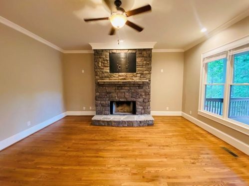 6017 Grand Marina Cir, Gainesville GA  30506-7828 exterior