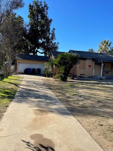 2844 Muscupiabe Dr, San Bernardino, CA 92405-3060