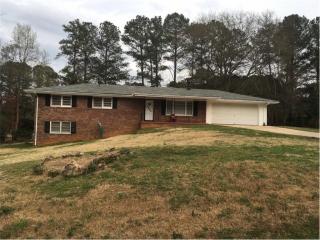 2601 Creekview Dr, Marietta, GA 30008-5010