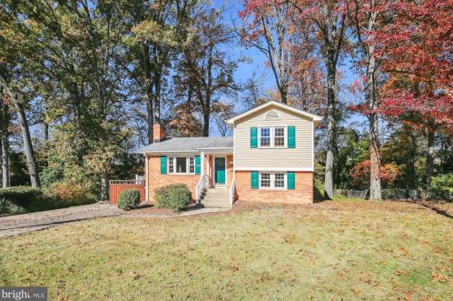 2530 Roswell Ct, Falls Church, VA 22043-3321