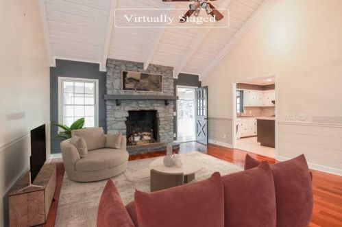 1520 Longwood Dr, Marietta, GA 30008-3785