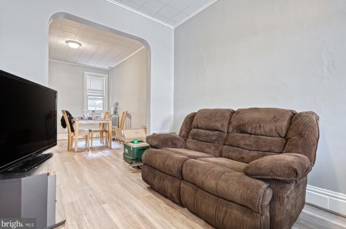 316 Hawthorne St, York PA  17404-3125 exterior