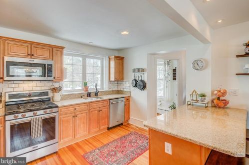 100 Strawbridge Ave, Camden NJ 08108-1806 exterior