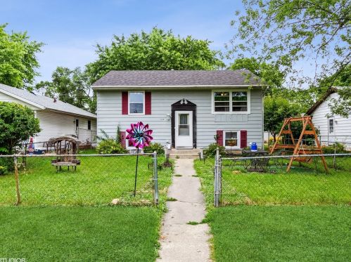 166 Jefferson Ave, Bradley, IL 60915-1830
