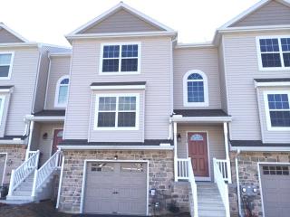 134 Wheatstone Ln, Lebanon, PA 17042-7668