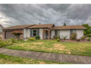 4481 Independence Ln, Longview, WA 98632-5078