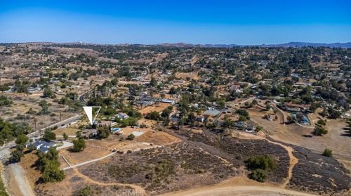 8079 Golden Star Ave, Riverside CA  92506-5710 exterior