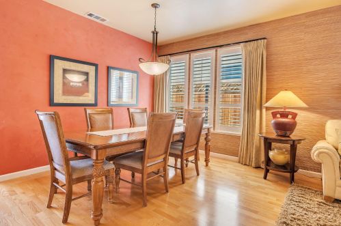 1746 Fir Dr, Los Banos CA 93635-5236 exterior