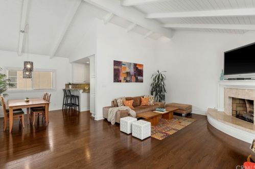 2510 Laurel Ave, Manhattan Beach, CA 90266-2310