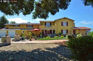 22350 Prospect Ter, Hayward, CA 94541-4013