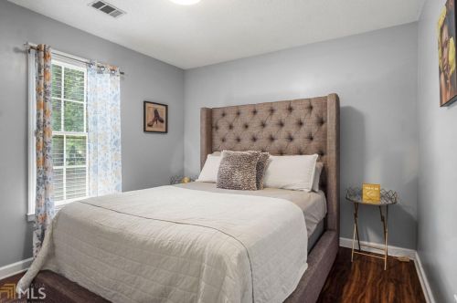 6772 Ashbury Ct, Rex GA exterior