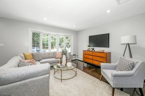 32 Stansfield Pl, Paterson NJ  07508-1672 exterior