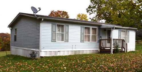 635 Pioneer Rd, Franklin, PA 16323-4235