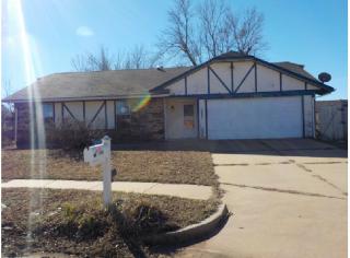 2202 Bois De Arc Cir, Norman, OK 73071-1018