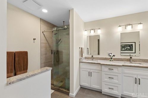 305 Sayre Dr, Princeton NJ  08540-5872 exterior