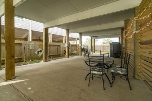 721 Bayshore, Morgans Point TX 77571 exterior