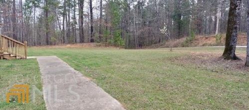 268 Oconee Dr, Mayfield, GA 31087-5204