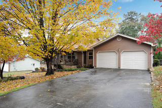1108 Copperwood Dr, Hixson, TN 37343-2347
