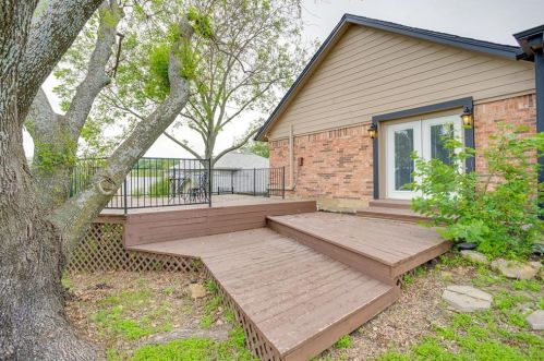 8725 Hidden Hill Dr, Fort Worth, TX 76179-2943