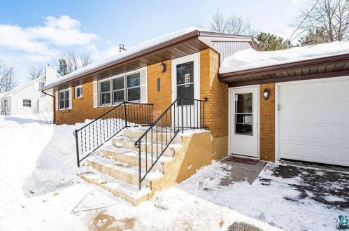 2838 Hagberg St, Duluth, MN 55811-2878