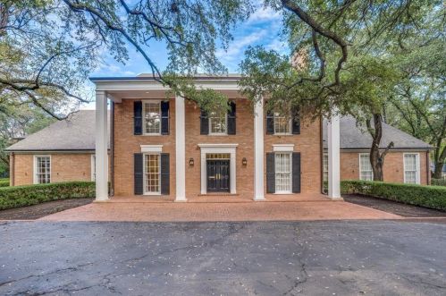 5745 Chatham Hill Rd, Dallas TX  75225-3209 exterior