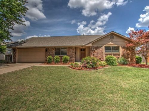 1863 57th Pl, Tulsa OK  74107-8446 exterior