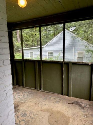 2983 Harlan Dr, Atlanta GA  30344-3758 exterior