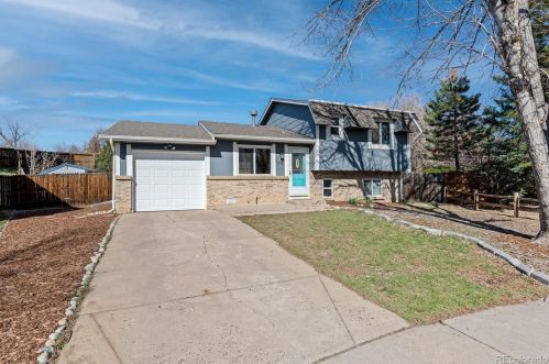 1718 Mobile St, Denver, CO 80017-5167