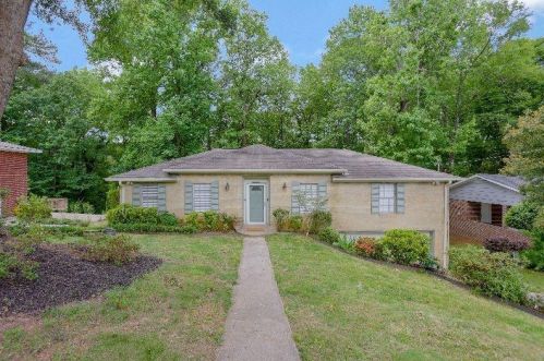 3211 Flamingo Dr, Atlanta GA  30344-5325 exterior
