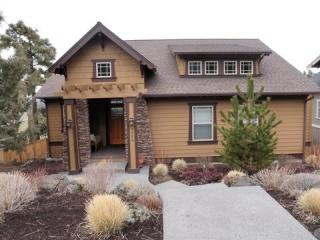 3328 Bungalow Dr, Bend, OR 97701-5470