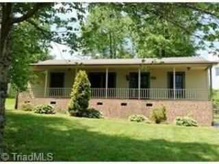 225 Rivermeade Dr, High Point, NC 27263-3065