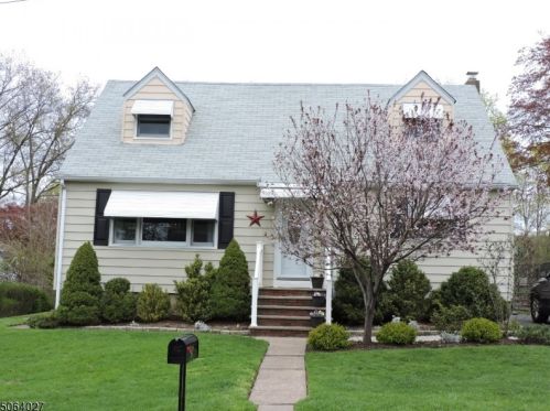 9 Gemeinhardt Pl, Paterson, NJ 07508-2729