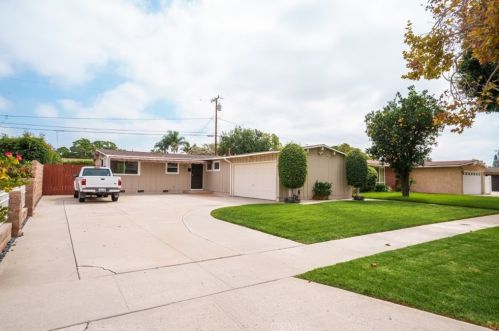 2221 Forest Ave, Santa Ana, CA 92704-4725